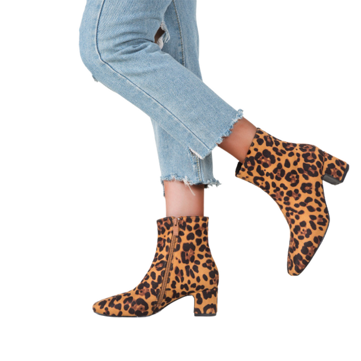 Ankle Boot Salto Bloco Onça Com Zíper