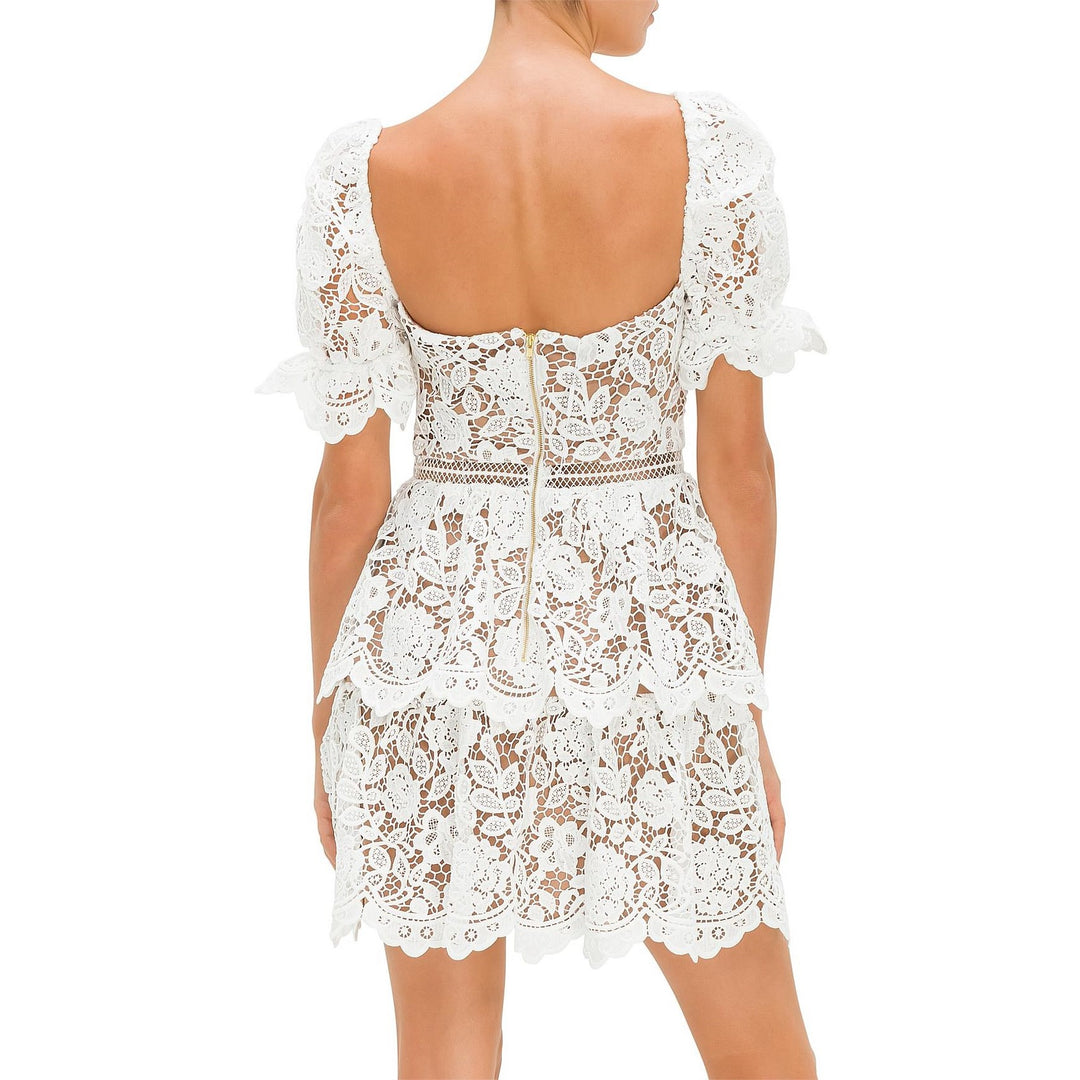 Vestido Curto Renda Babado