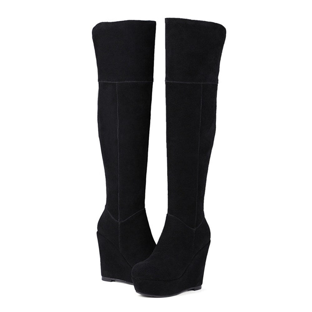 Bota Over The Knee Plataforma Preta