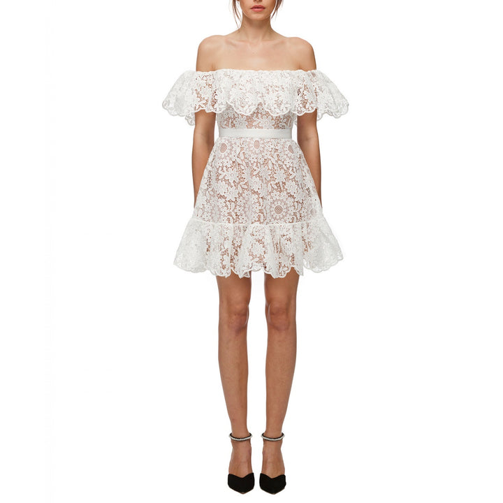 Vestido Curto Ombro a Ombro Renda